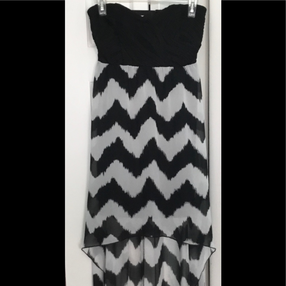 Chevron Print hi-lo halter dress